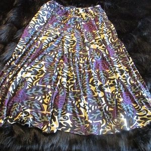 Eighteen Thirty Poly & Spandex Skirt Size Medium
